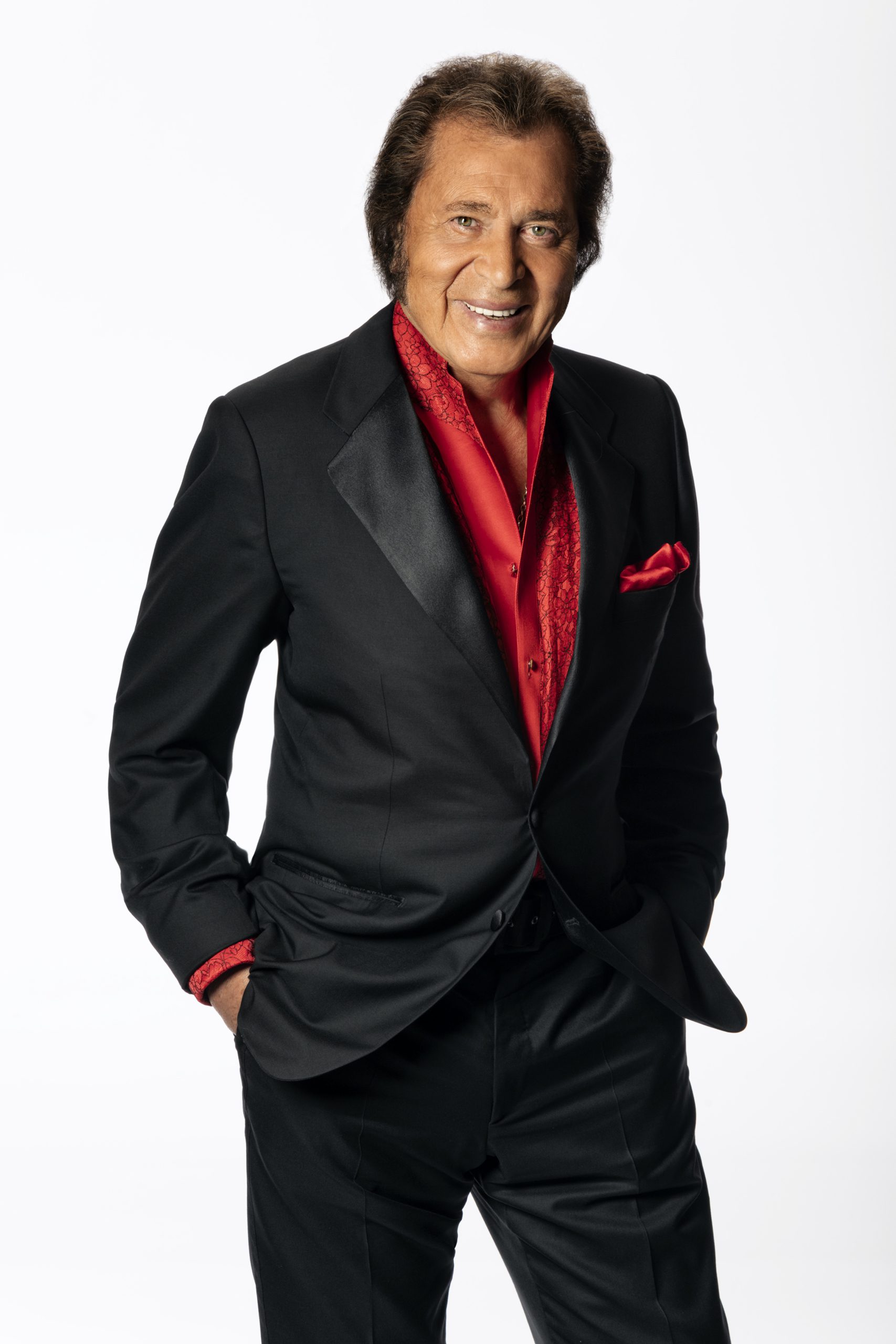 Englebert Humperdinck – Photo1 _photog Greg Gorman