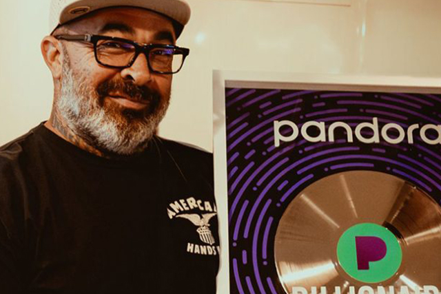aaron lewis pandora billion streams club