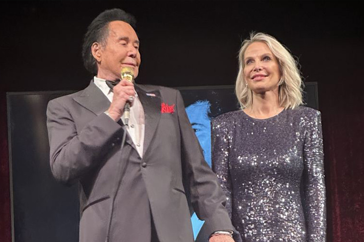 wayne newton article